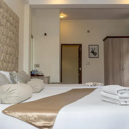 Hotel The Wind Castle Nuwara Eliya Exterior foto