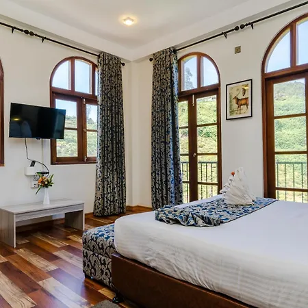 Hotel The Wind Castle Nuwara Eliya Exterior foto